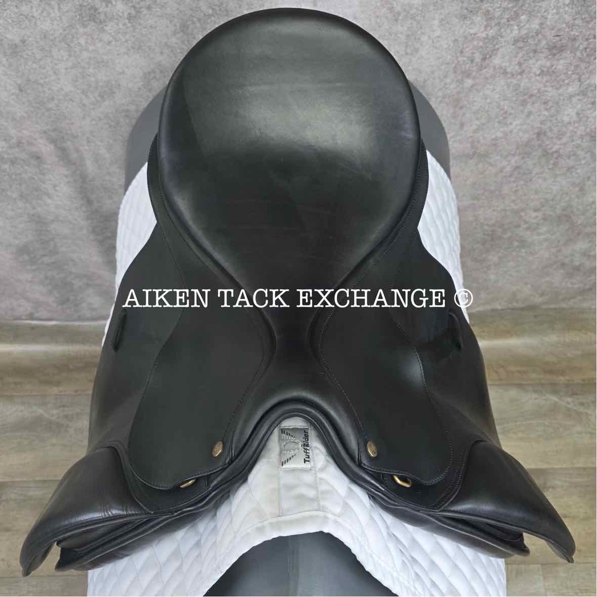 2004 Bates Caprilli Dressage Saddle, 18" Seat, Adjustable Tree - Changeable Gullet, Wool Flocked Panels