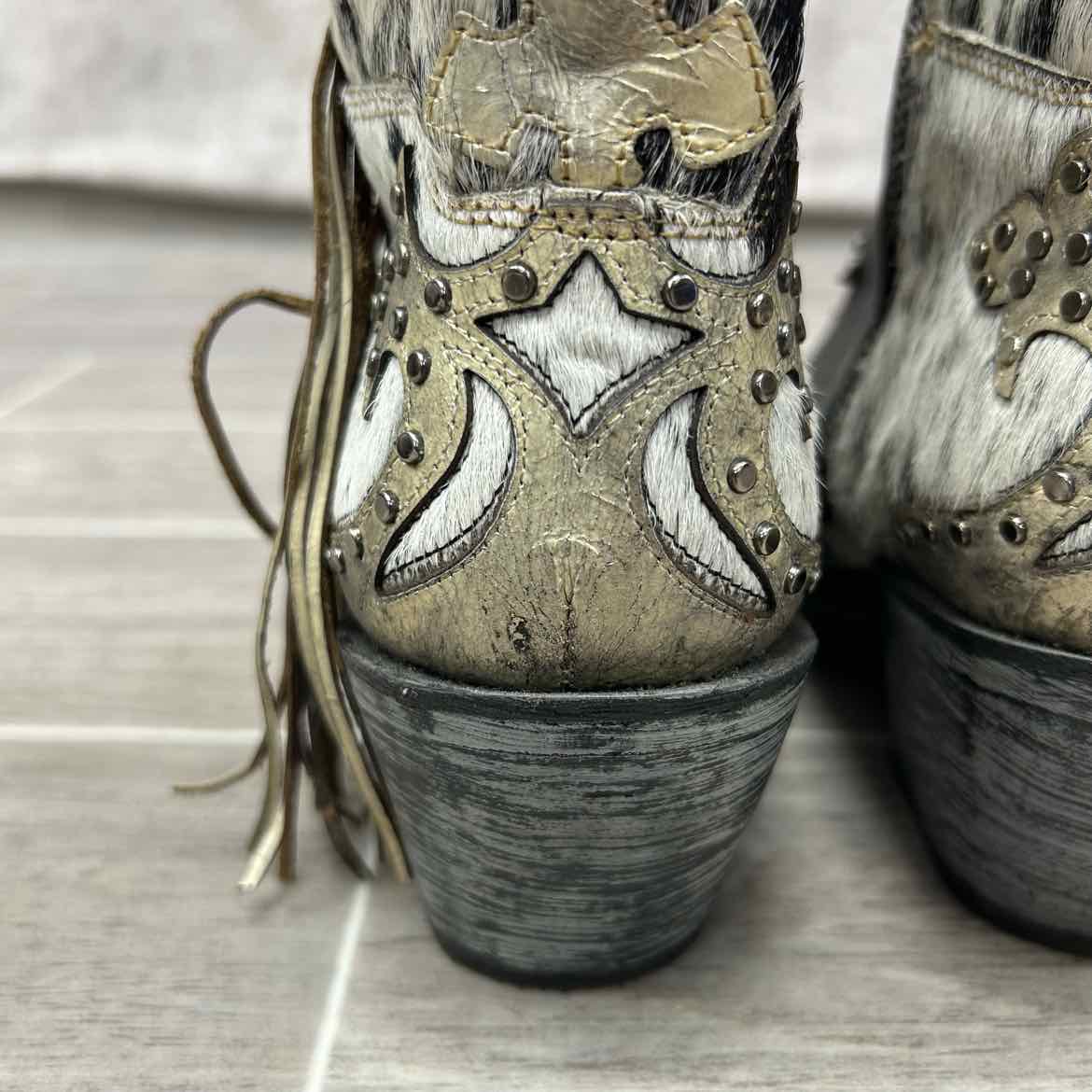 Corral Cow Hide with Fringe Western Boots, Size 7.5