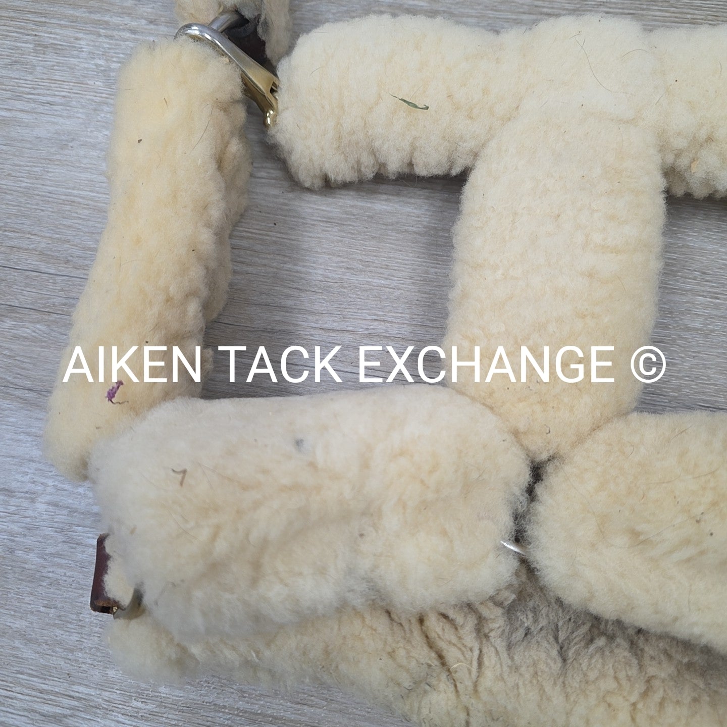 Sheepskin Shipping Halter, Size Cob