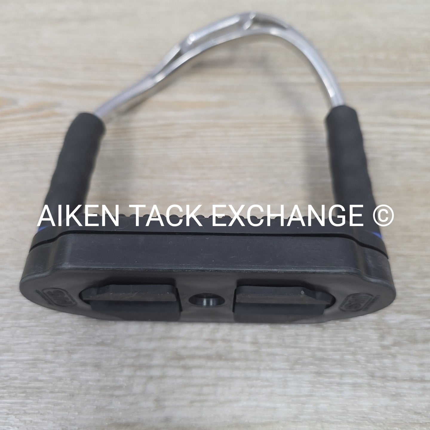 Herm Sprenger Bow Balance 4-F Jointed Flex Stirrups 4.5"