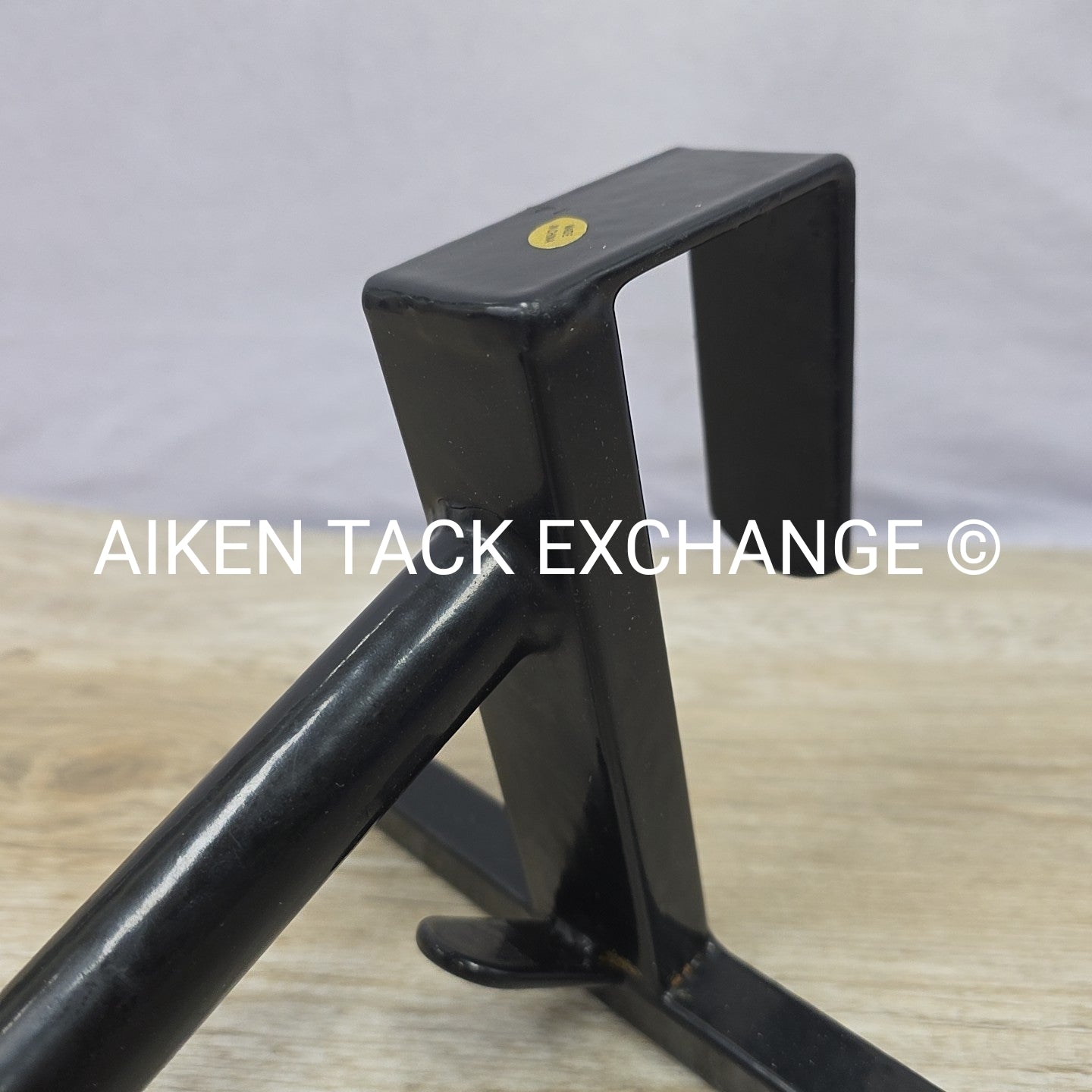 Hanging Single Saddle Rack