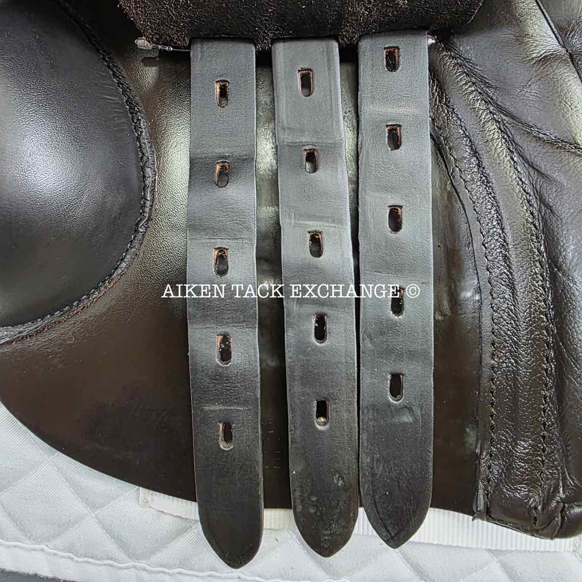 2013 Black Country Wexford Jump Saddle, 17.5" Seat, Medium Wide Tree, Wool Flocked Panels