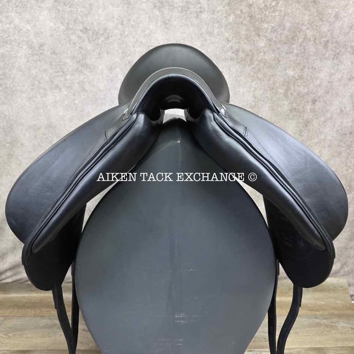 2019 Devoucoux Makila Harmonie Monoflap Dressage Saddle, 18.5" Seat - 004, 2A Flap, Dynamick Tree - Medium, D3D Panels, Full Buffalo Leather
