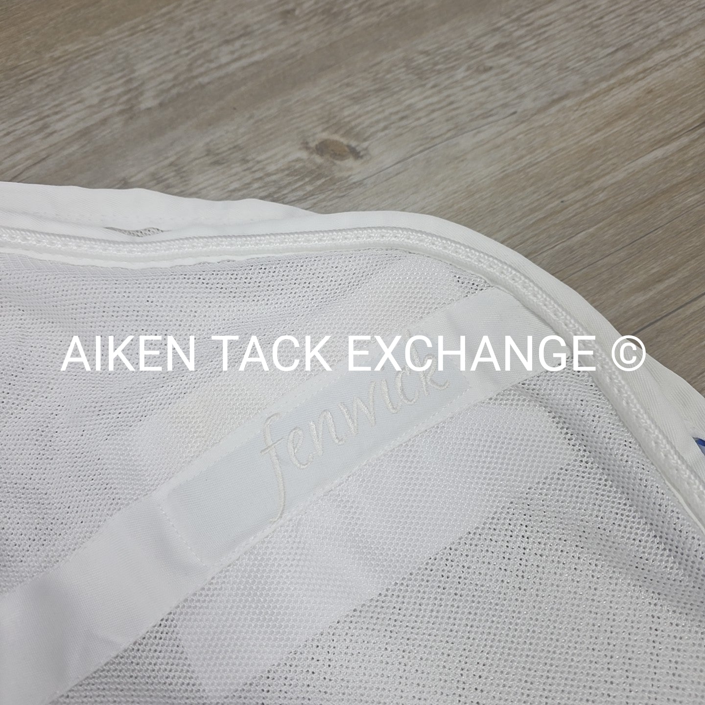 Fenwick Equestrian BodyGuard Mesh Cooler, White (has some marks) 60"