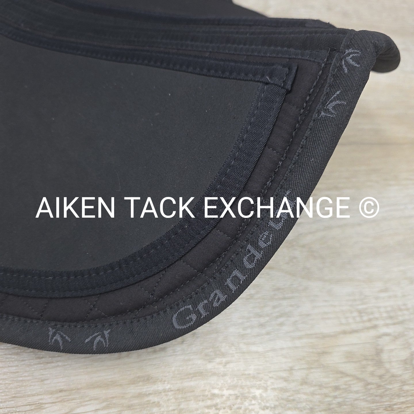 Grandeur Physio Saddle Pad for Treeless Saddle