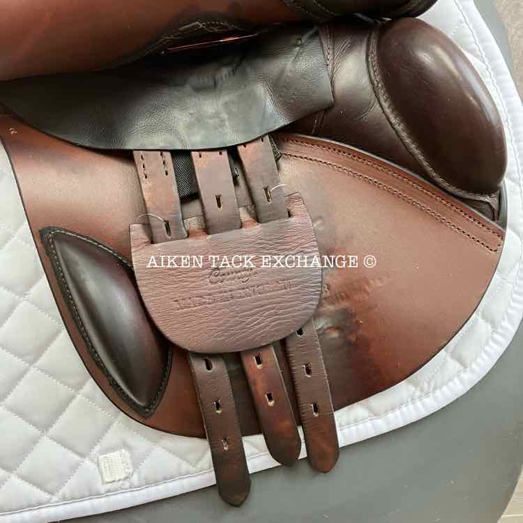 2017 County Solution H/J Close Contact Jump Saddle, 17.5" Seat, Forward Flap, Medium Tree, Wool Flocked Panels