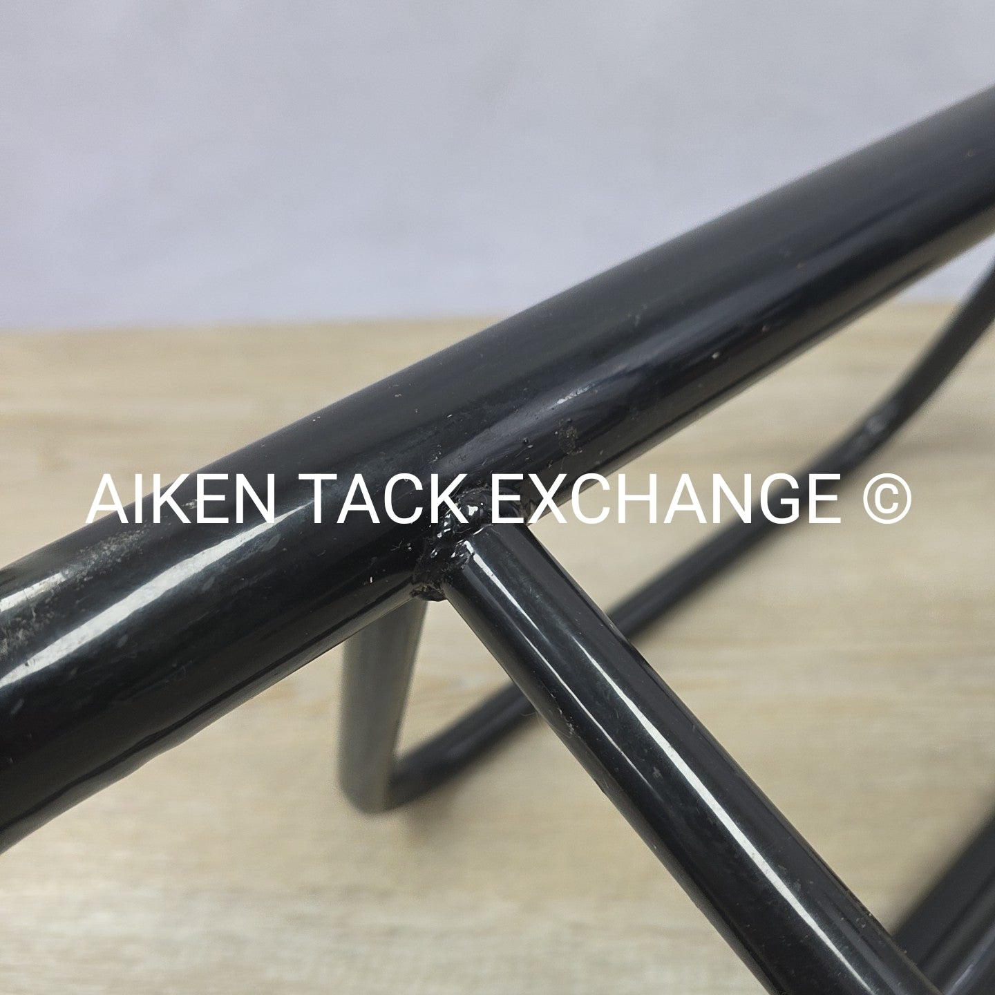Metal Wall Mount Saddle Rack