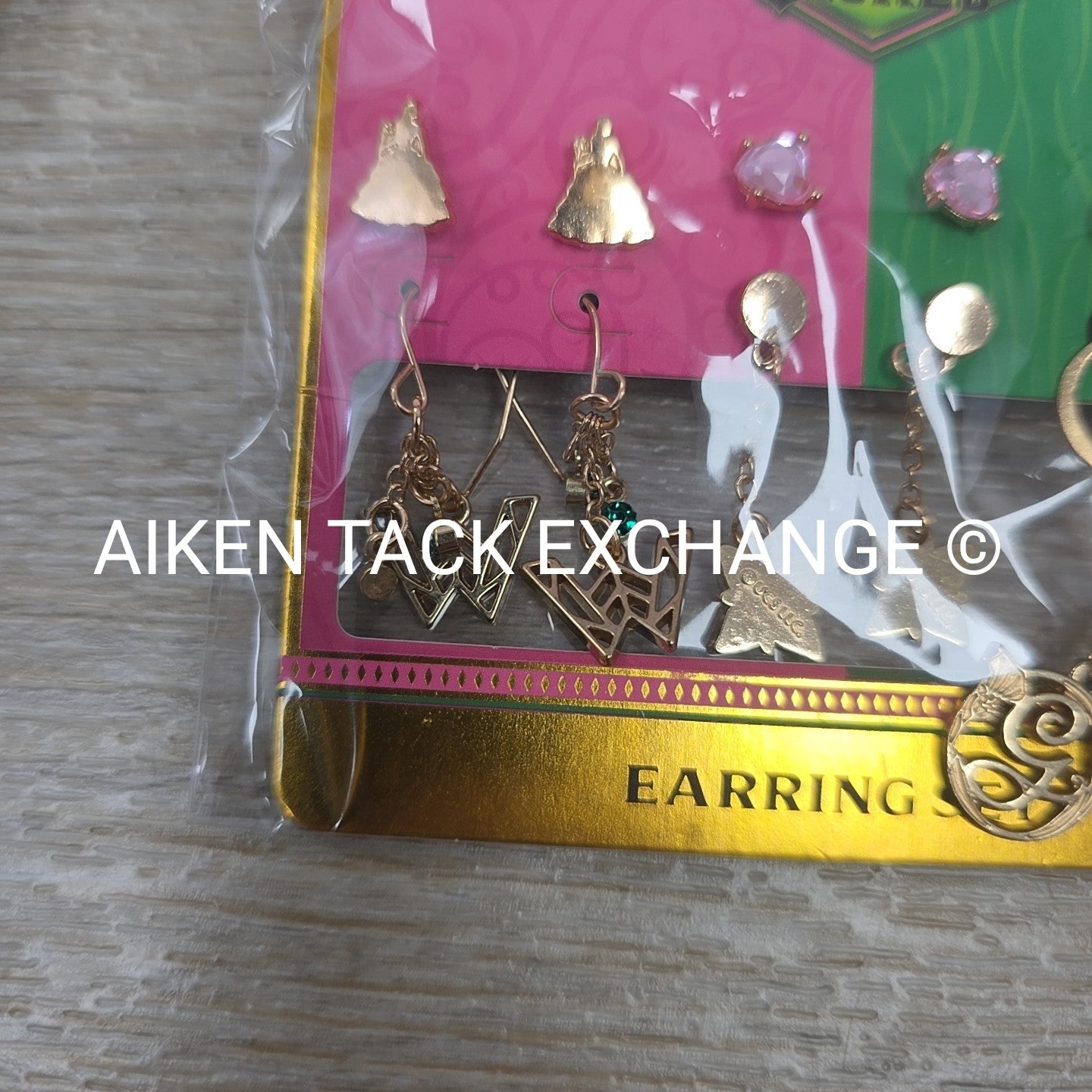 Claire's Wicked Bundle: Shaker Planner, Pin Badges, Hair Clip, Earring Set