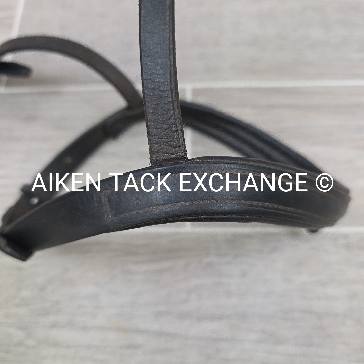 Plain Raised Noseband, Missing Flash Strap, Black, Size Full