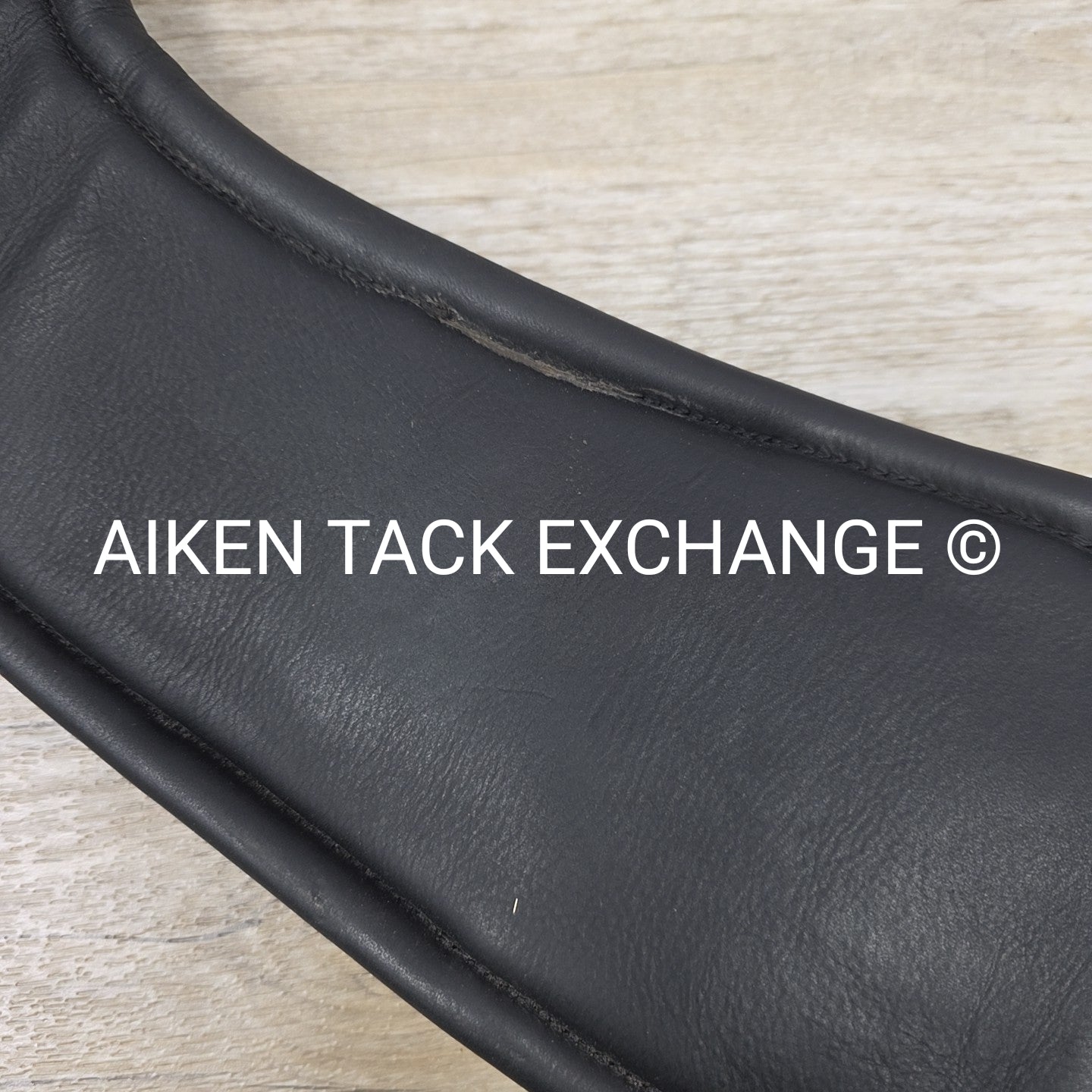 LeMieux Gel-Tek Anatomic Mono Girth, Black, 24"