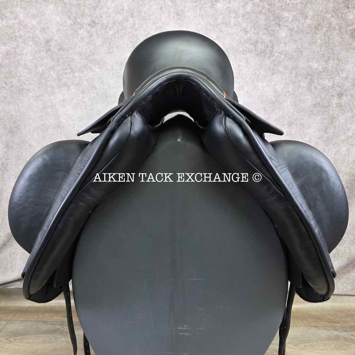 2022 County Epiphany Monoflap Dressage Saddle, 17.5" Seat, Wide Tree, Wool Flocked Panels