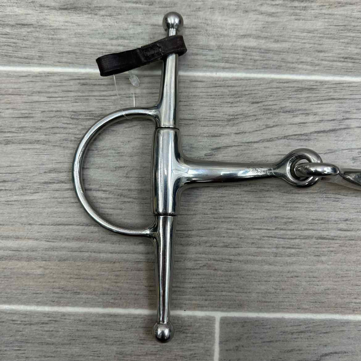 Korsteel Single Joint Curved Mouth Full Cheek Bit with Keepers 5"
