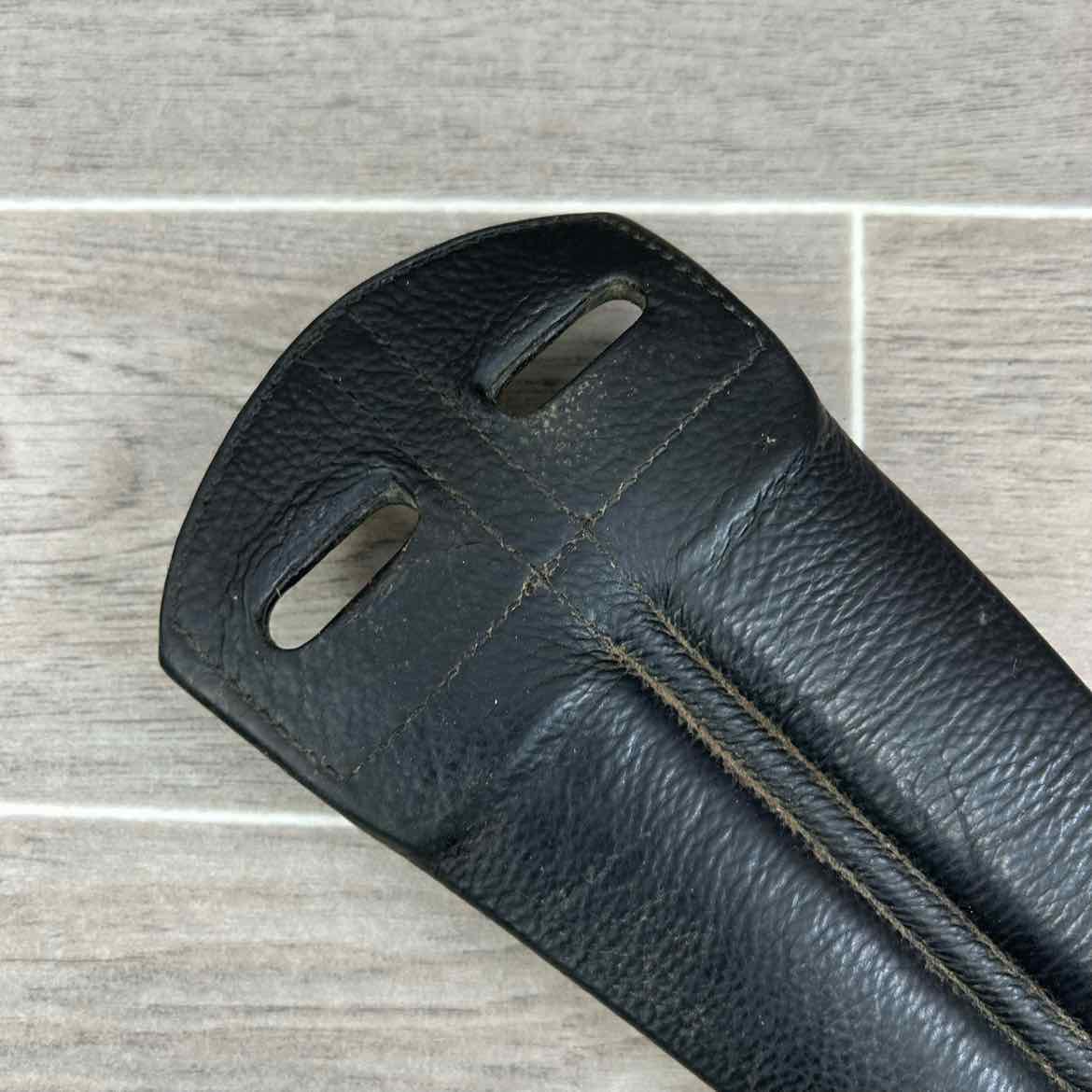 KL Select Red Barn Smart Contour Dressage Girth, Black, 30"