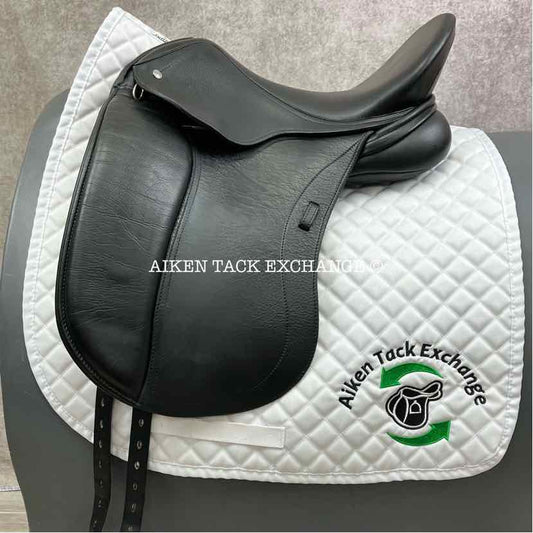 **On Trial** 2014 Schleese Obrigado Dressage Saddle, 17" Seat, Adjustable AdapTree, Wool Flocked Panels