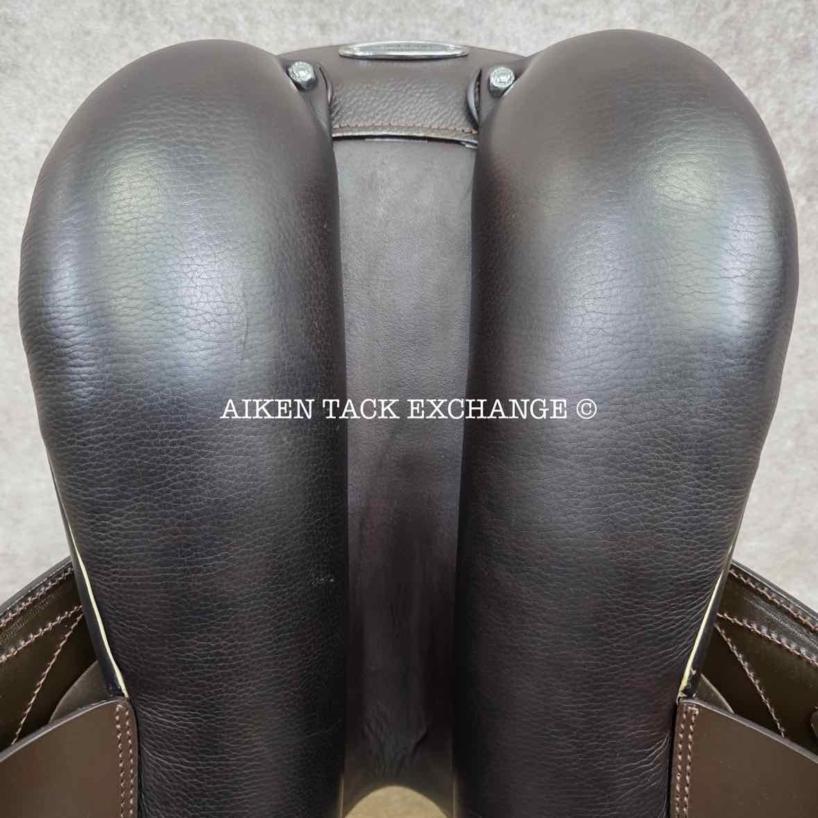 2020 Stubben Phoenix Elite Jump Saddle, 17.5" Seat with Biomex, 28cm Tree - Medium, Wool Flocked Panels