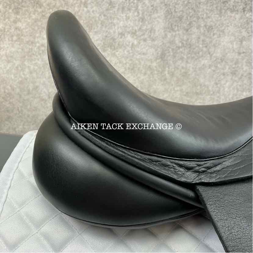Hulsebos WB3 Dressage Saddle, 17" Seat, M/MW Tree, Wool Flocked Panels