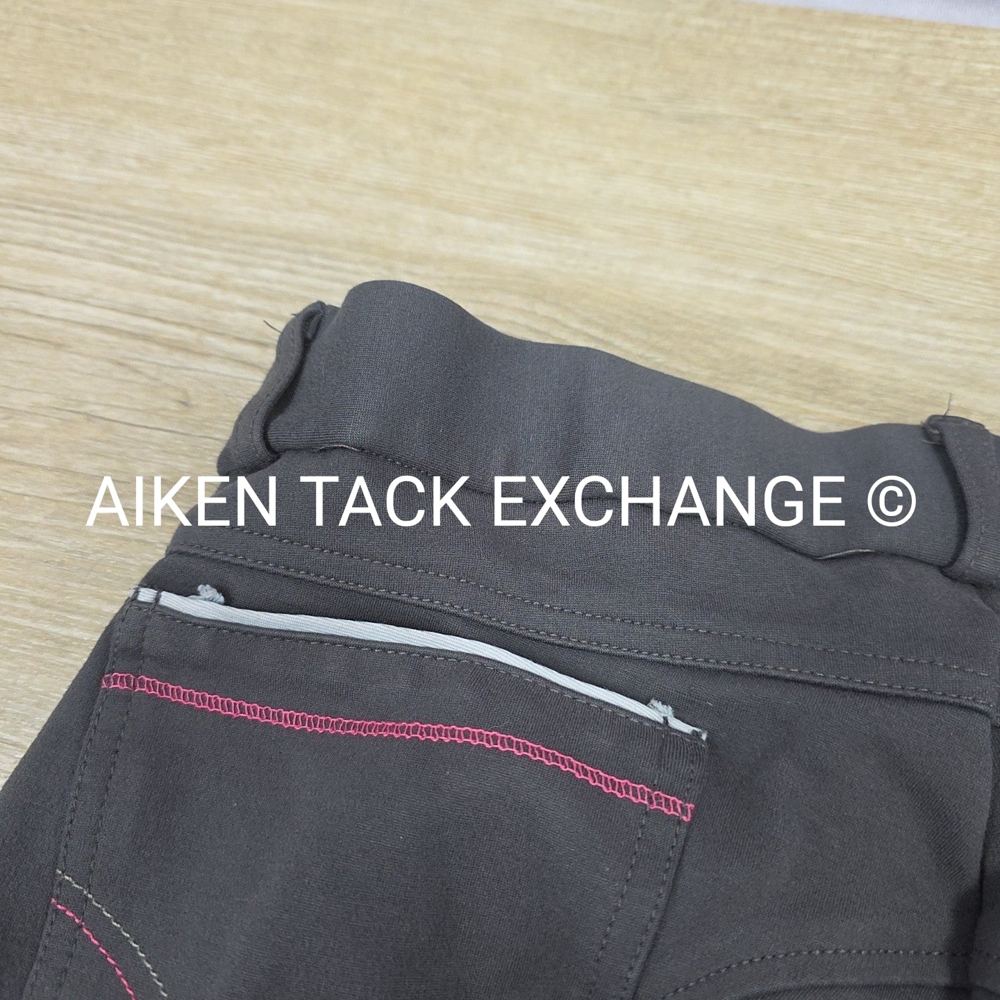 HR Farm Knee Patch Breeches, Size 28