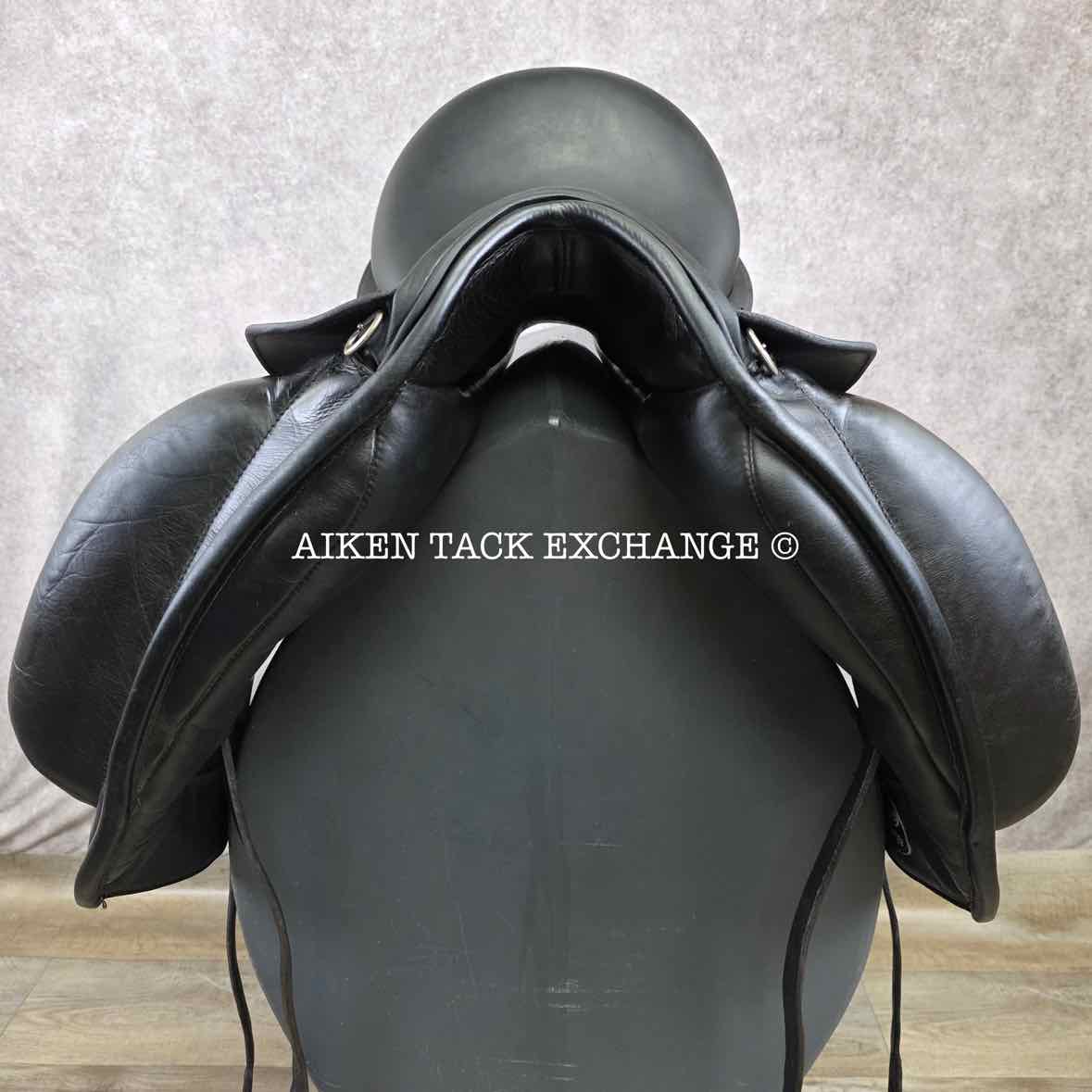 **SOLD** 2012 Custom Saddlery Icon Flight Monoflap Dressage Saddle, 17.5" Seat, Adjustable Tree, Wool Flocked Panels