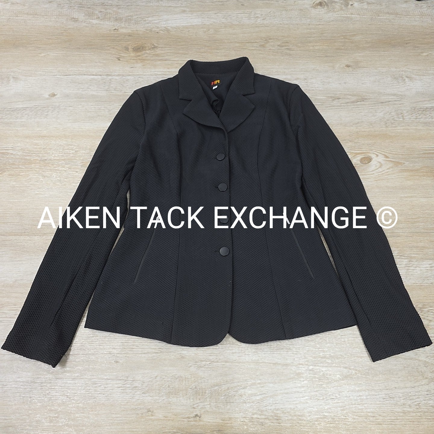 HR Mesh Show Coat, Size 6