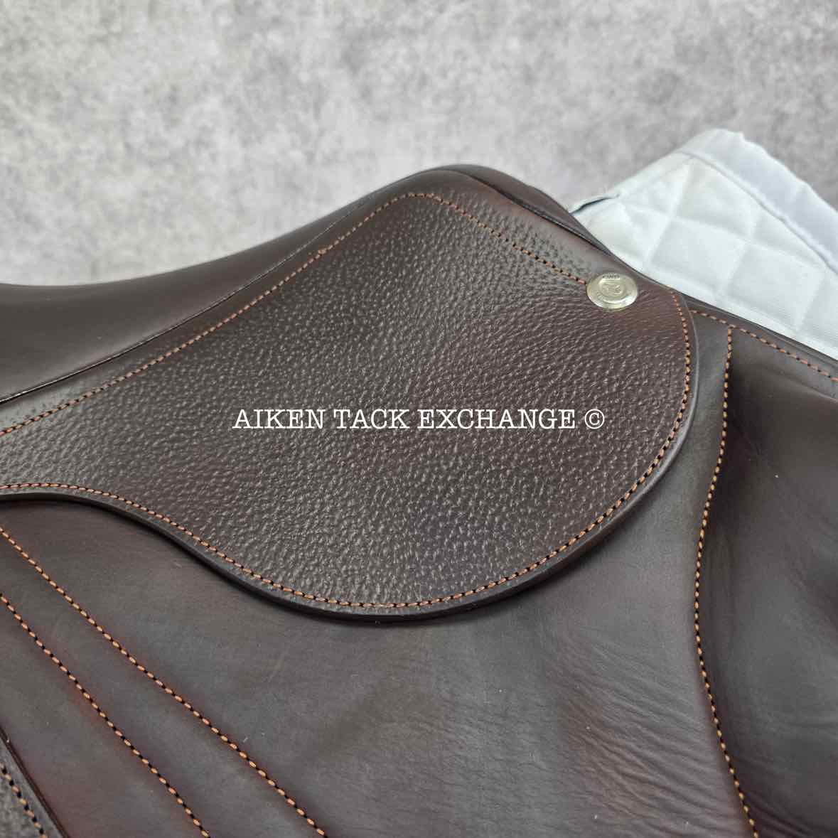 2020 CWD SE09 Monoflap Jump Saddle, 18" Seat, 2A Flap, Medium Tree, Foam Panels, Full Buffalo Leather