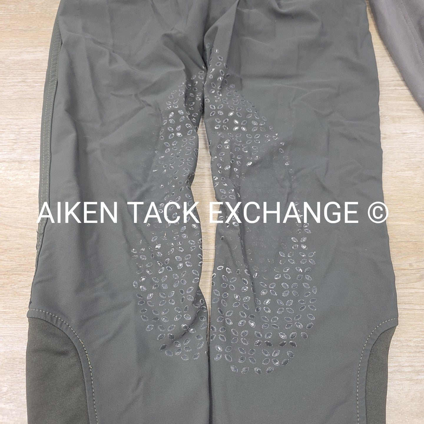 BARGAIN BUNDLE: 2 Pairs Dover Saddlery Knee Patch 26 & Ovation Knee Patch 28