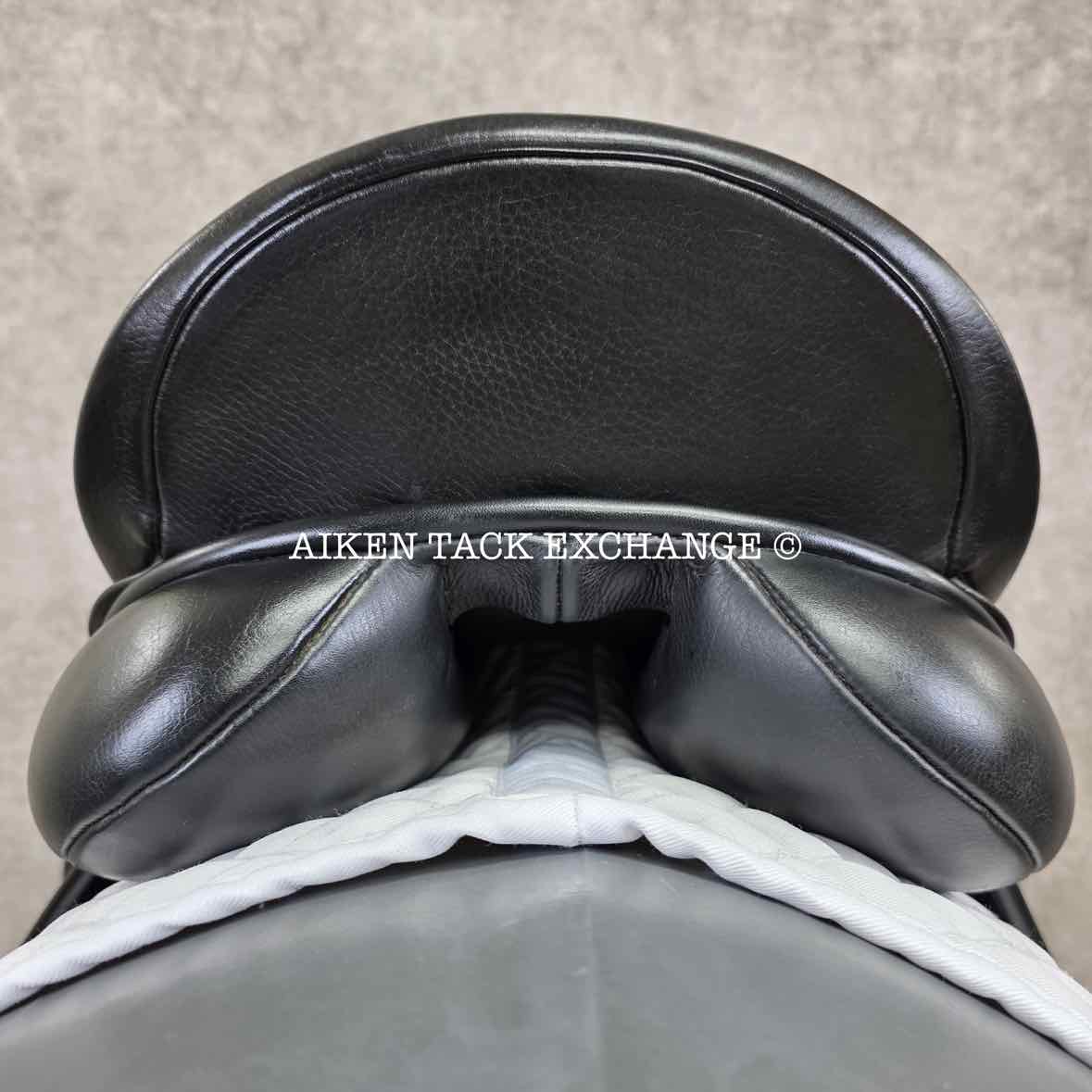 2011 County Perfection Dressage Saddle, 17" Seat, Adjustable Flap, Medium Narrow Tree, Wool Flocked Panels