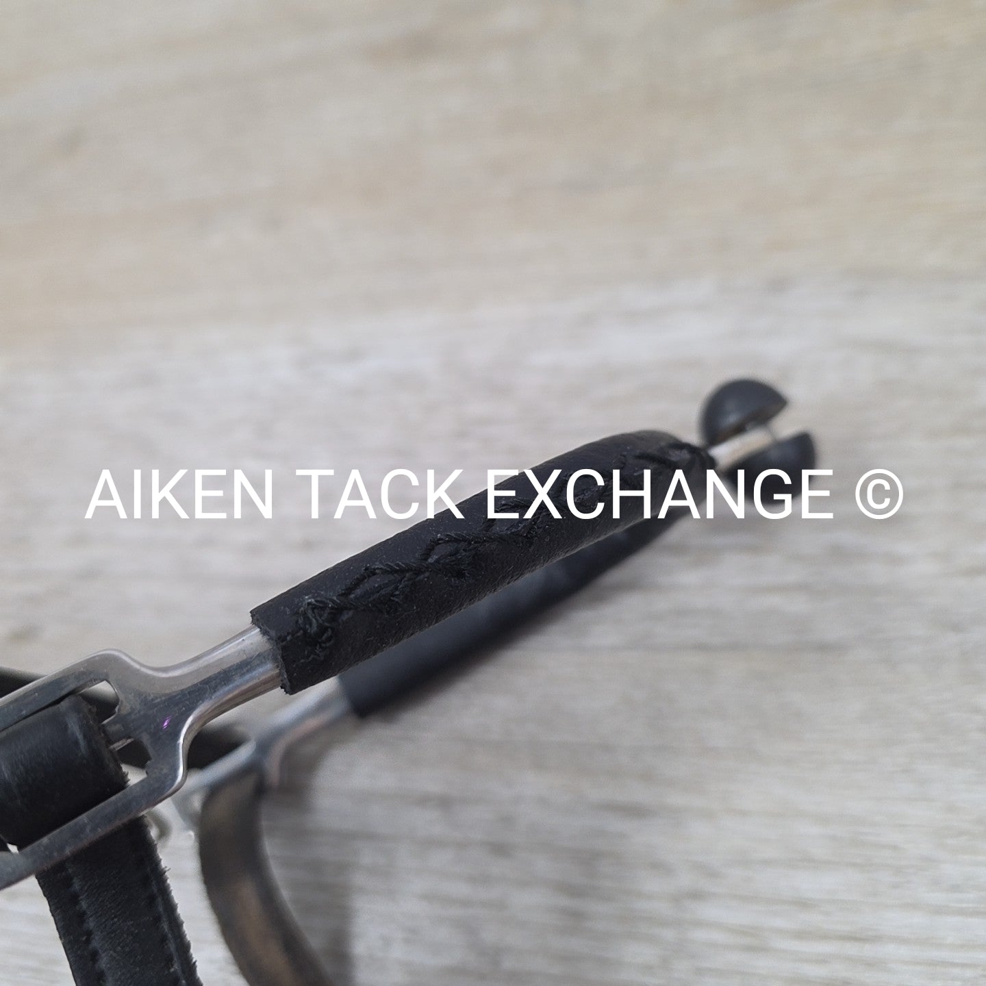 Leather Wrapped Short Neck Roller Spurs with Leather Spur Straps, 3/4' Neck