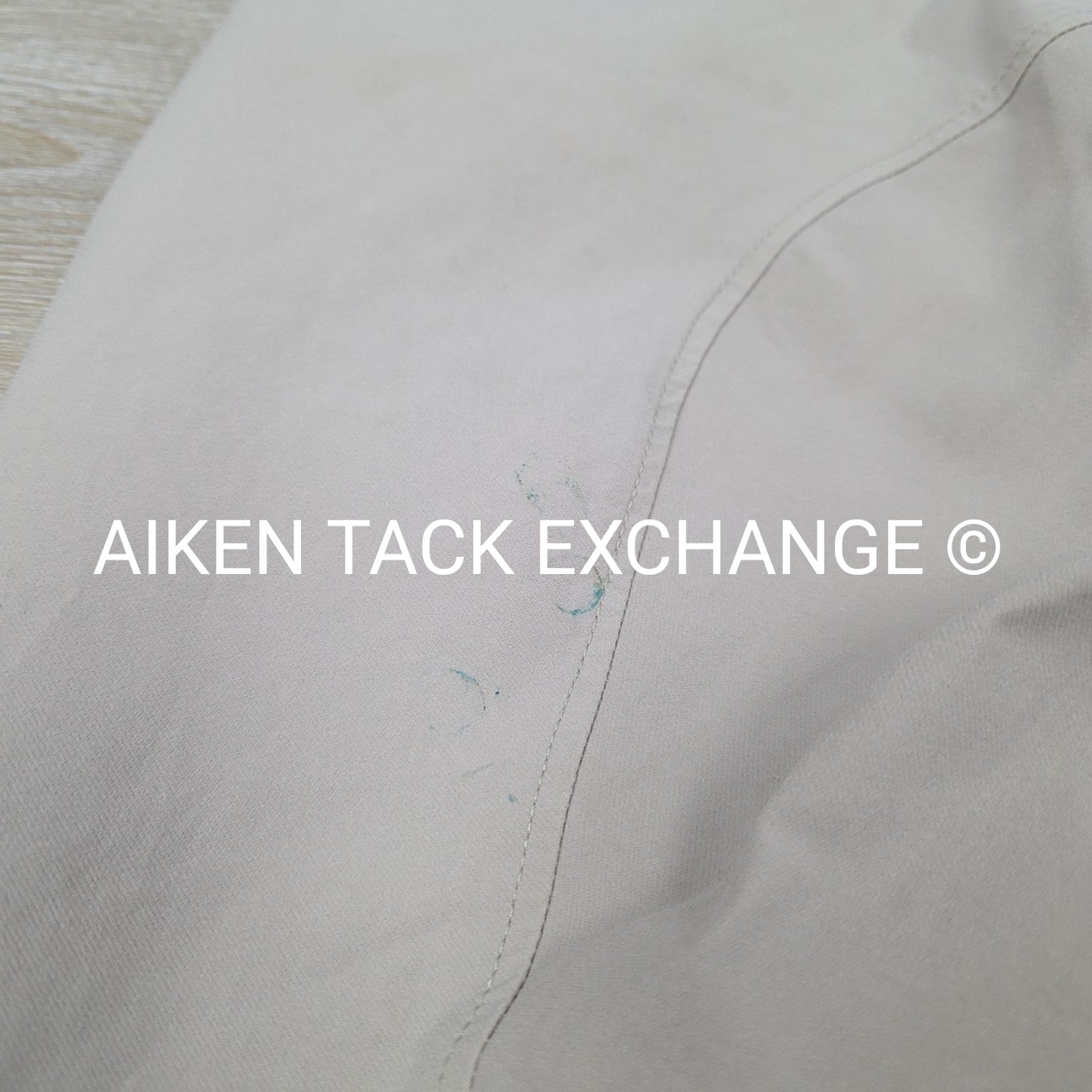 Equinavia Astrid Silicone Knee Patch Breeches, Women's 32 (has blemishes)