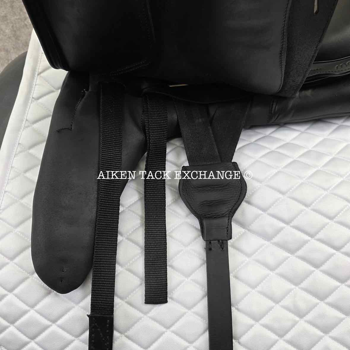 2022 MaxFlex Melina Pro Monoflap Dressage Saddle, 17" Seat, Flex Tree - Extra Wide (Adjustable), Wool Flocked Panels