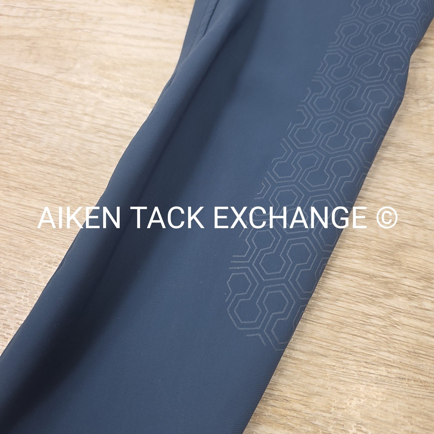 Ariat Tri Factor Full Seat Breeches, Women's 26 (missing 1 pocket button)