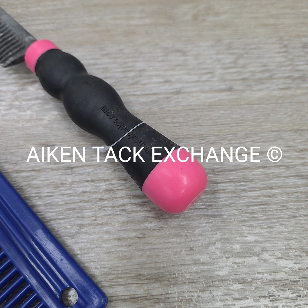 BARGAIN BUNDLE: 2 Combs & 1 Brush