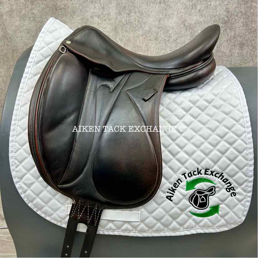 2005 Devoucoux Makila Monoflap Dressage Saddle, 18" Seat, 3A Flap, Medium/Medium Wide Tree, Foam Panels
