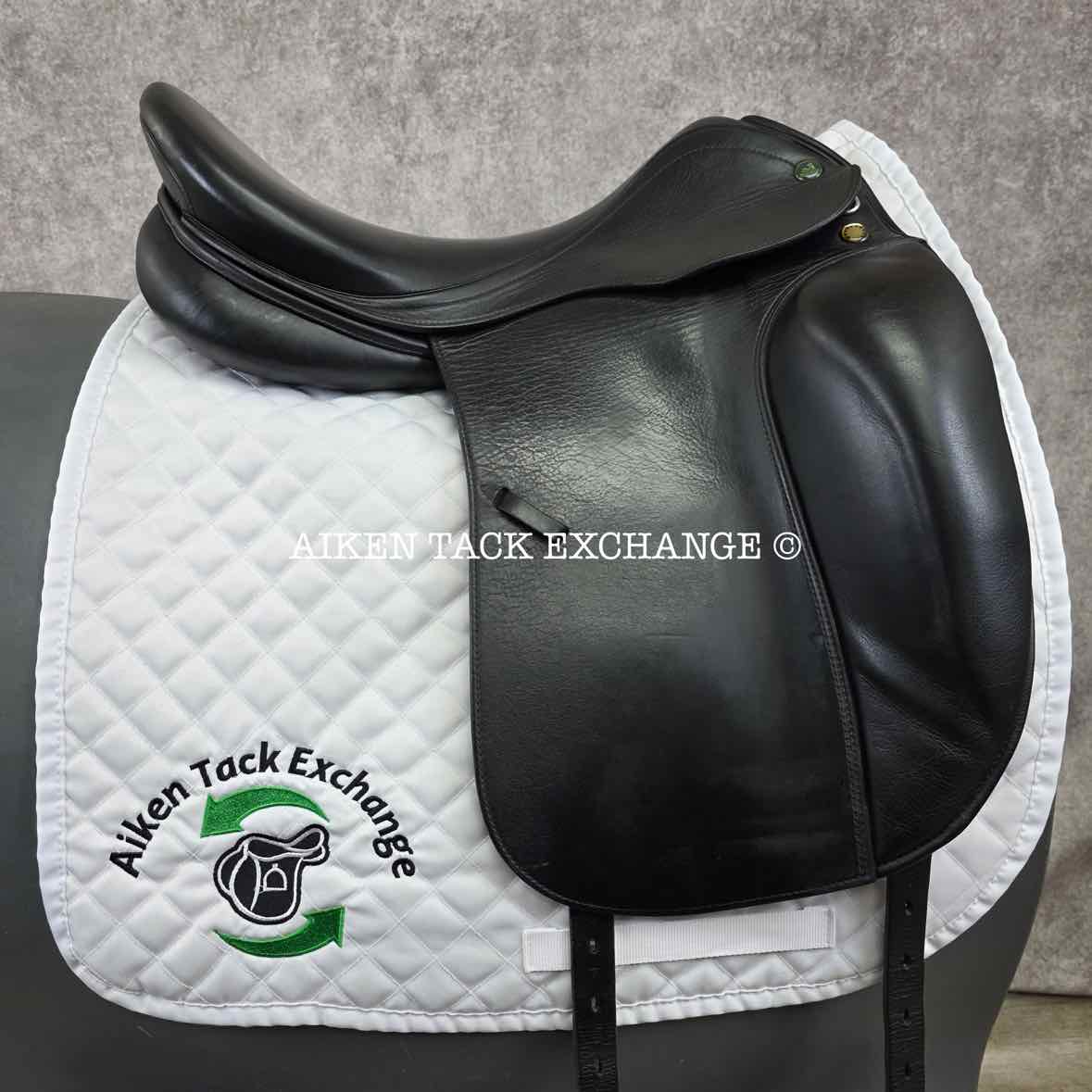 **On Trial** 2006 Prestige Dressage 2000 Saddle, 18" Seat, 35 Tree - MW, Wool Flocked Panels