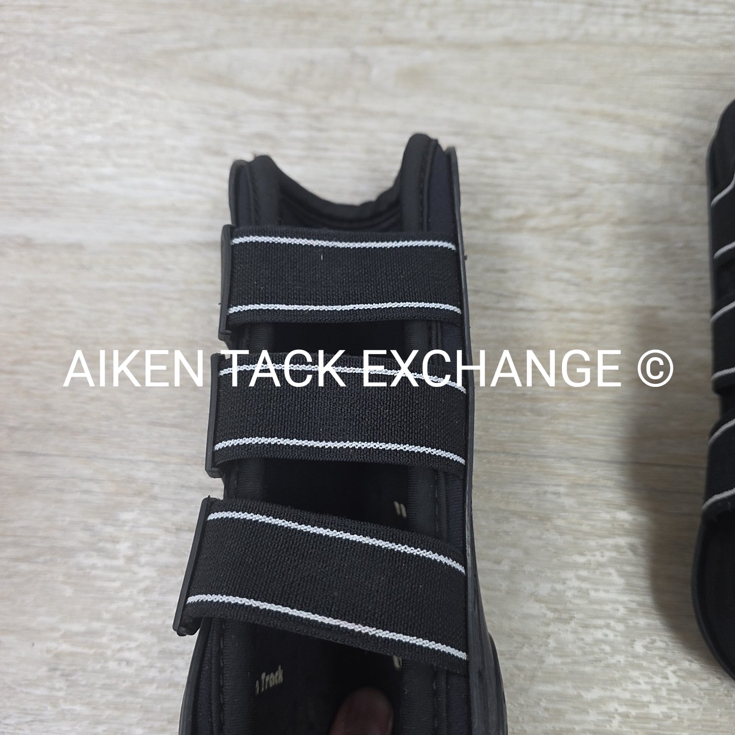BARGAIN BUNDLE: Back on Track Open Front Boots, Front & Hind Set, Size Cob