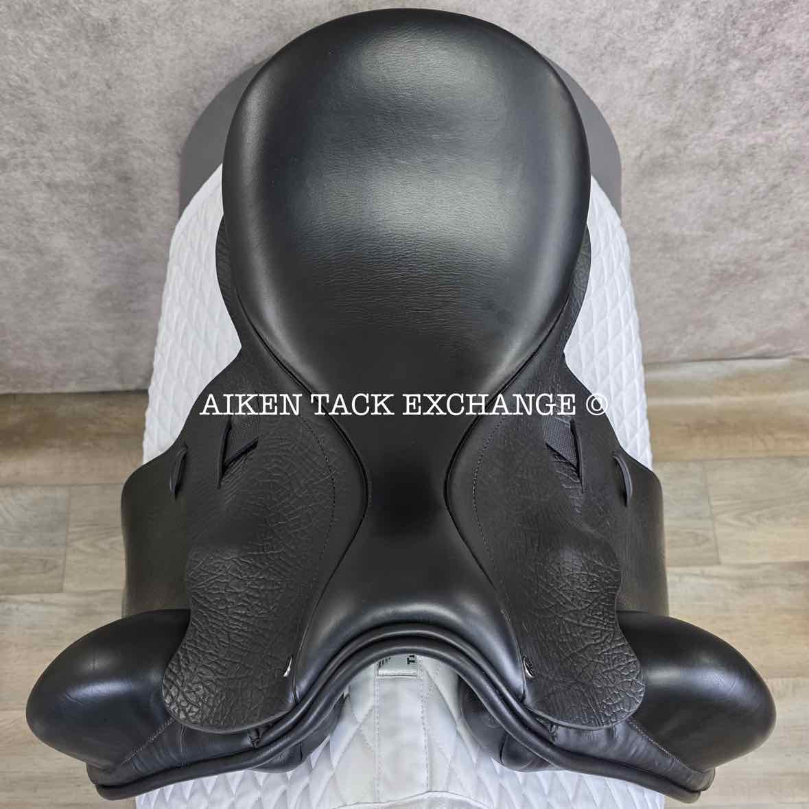 2020 County Epiphany Monoflap Dressage Saddle, 17.5" Seat, Medium Narrow Tree, Wool Flocked Panels