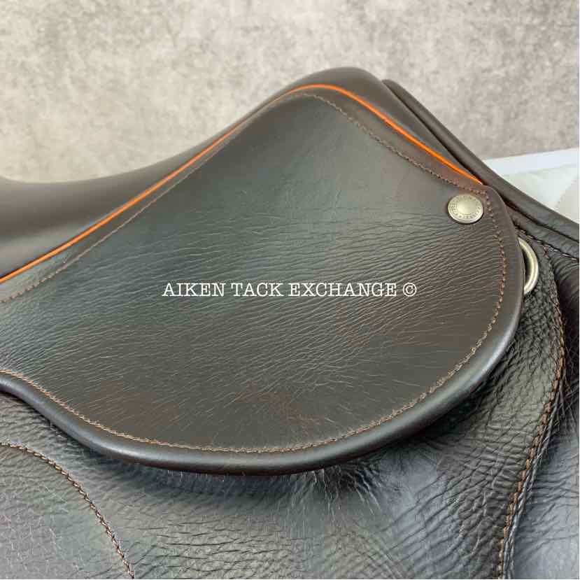 2023 Childeric FLP Close Contact Jump Saddle, 18" Seat, 2 3/4 Flap, M/MW Tree, Foam Panels, Full Buffalo Leather
