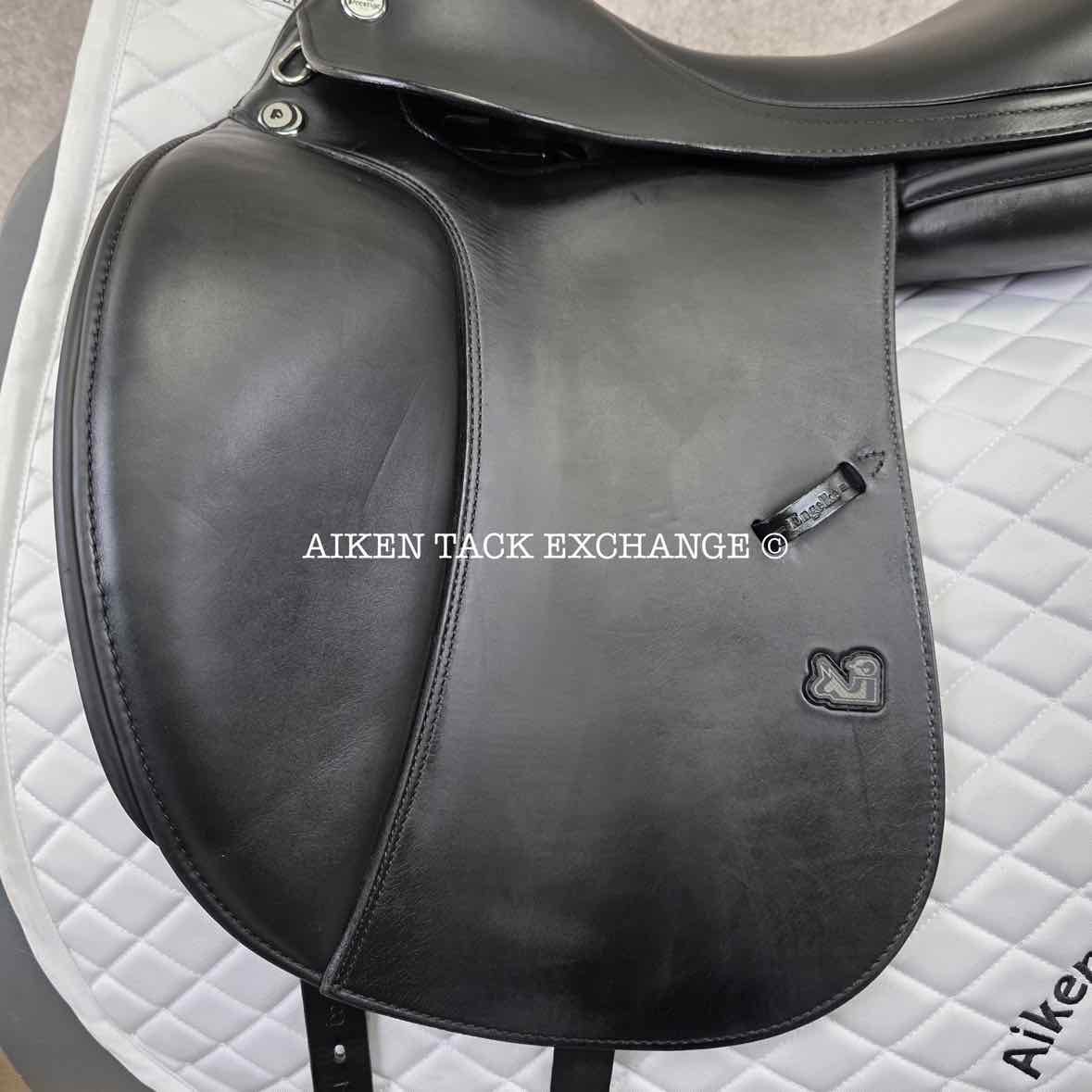 2017 Prestige X-D2 K Zero Monoflap Dressage Saddle, 18" Seat - Short Flap, Medium Tree, Wool Flocked Panels