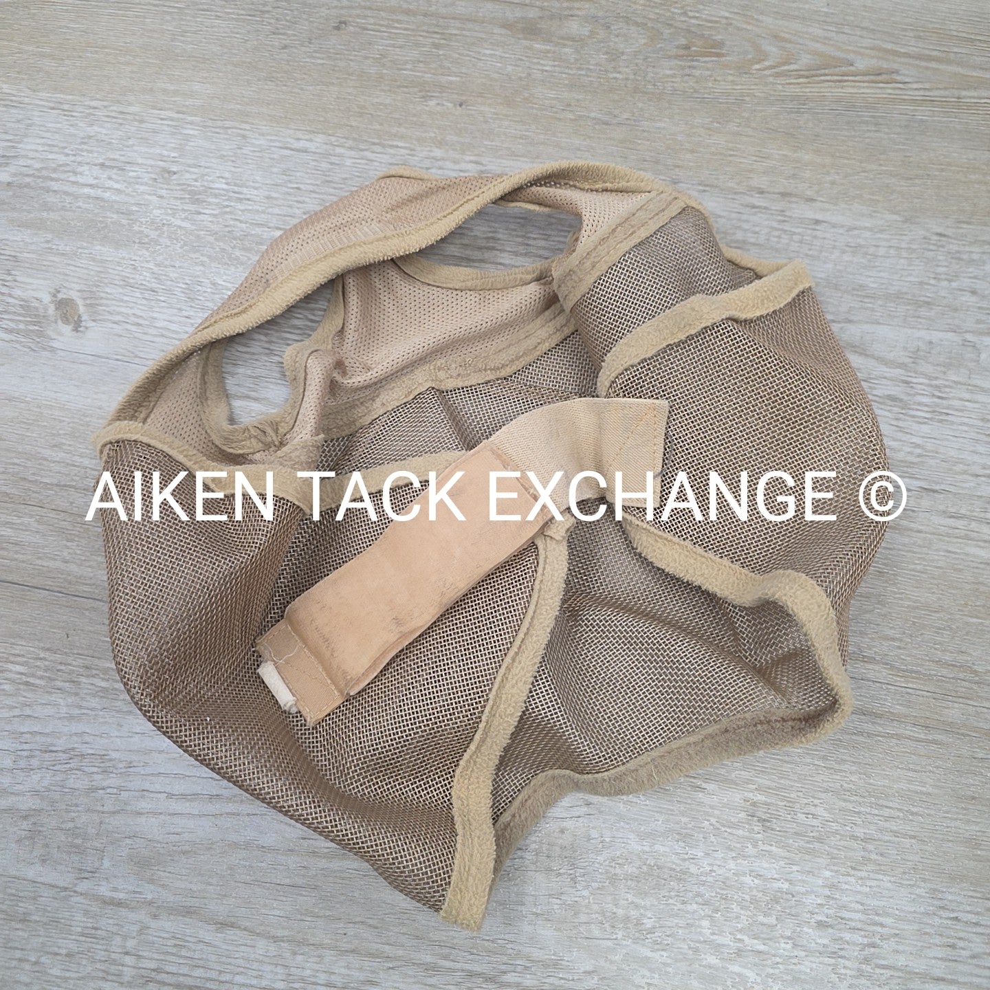 BARGAIN BUNDLE: 2 Weatherbeeta Stretch Bug Eye Saver Fly Masks, Size Pony & 1 Ca