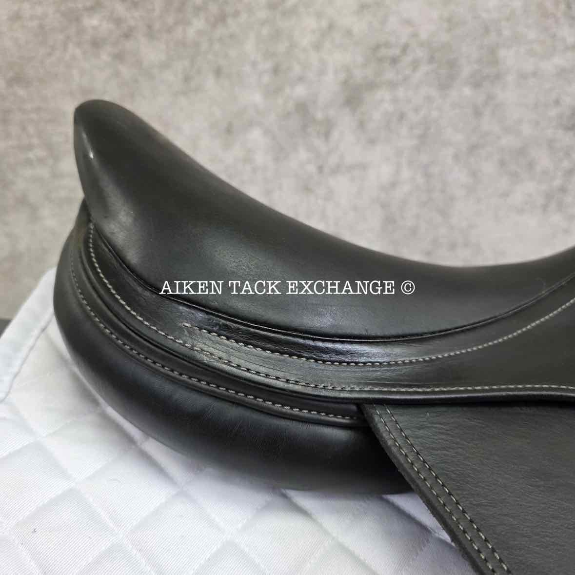 2000 Prestige Eventing Jump Saddle, 16.5" Seat, 33 Tree - Medium, Foam Panels