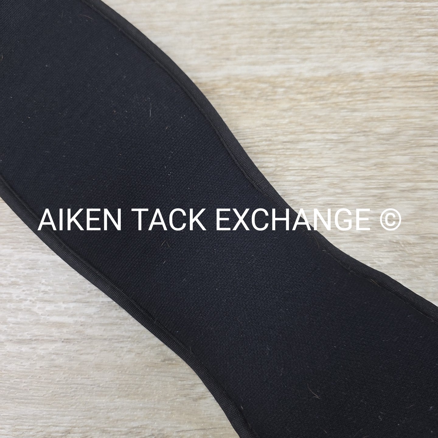 Lettia Memory Foam Click Dressage Girth, 22"