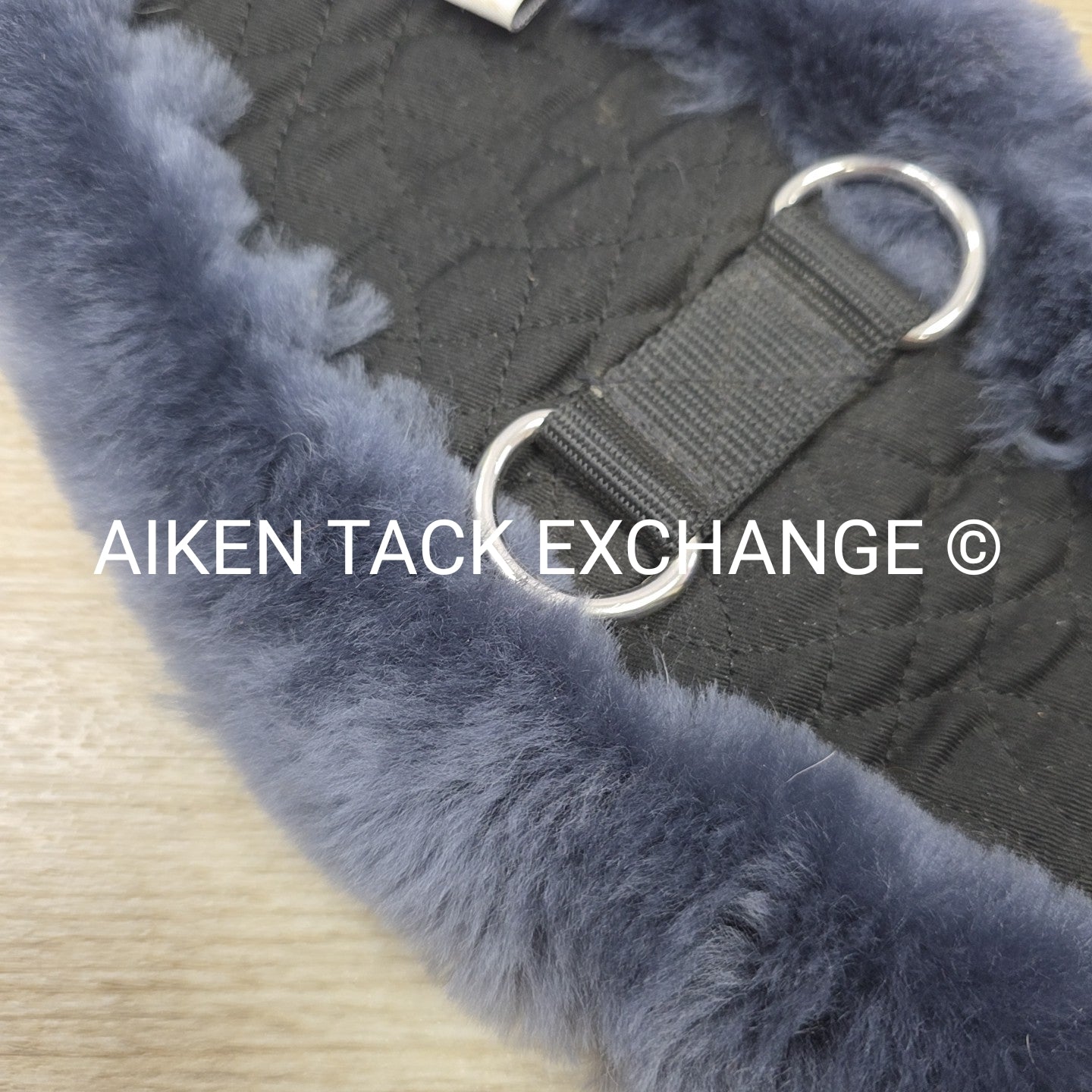 CAS Equestrian Sheepskin Girth, Black & Grey, 26"