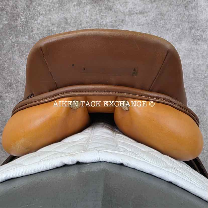 **SOLD** Collegiate Ruiz Diaz Close Contact Jump Saddle, 16.5" Seat, Medium Tree, Foam Panels