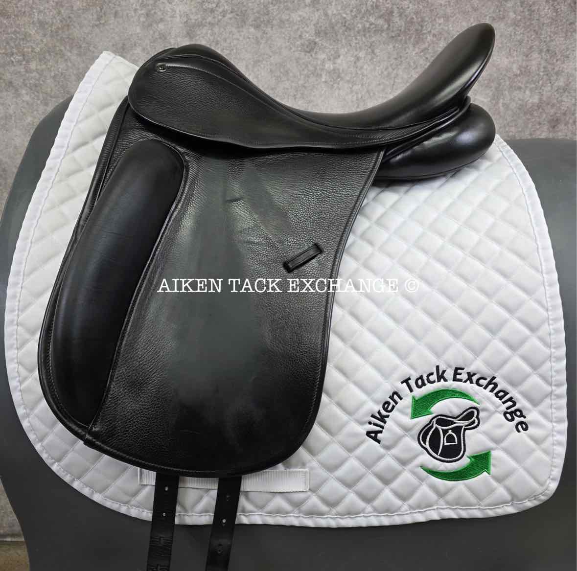 **SOLD** 2013 County Perfection Dressage Saddle, 17.5" Seat, Narrow Tree, Wool Flocked Panels