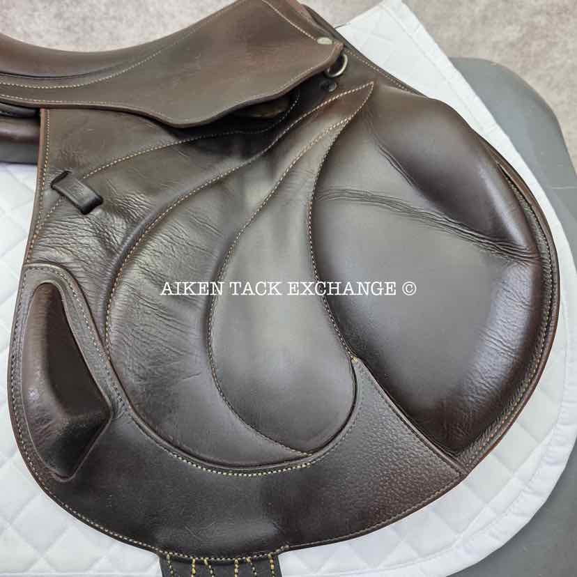 **SOLD** 2018 Antares Contact Monoflap Jump Saddle, 18" Seat, 3AA Flap, Medium Wide Tree, Foam Panels, Full Buffalo Leather