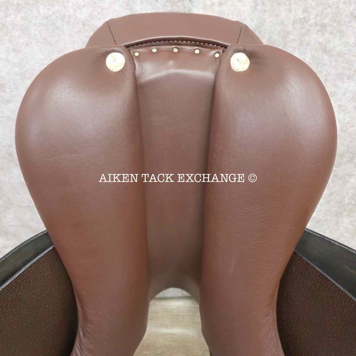 HDR - Henri de Rivel Novice Club Close Contact Jump Saddle, 15" Seat, Regular / Medium Tree, Foam Panels