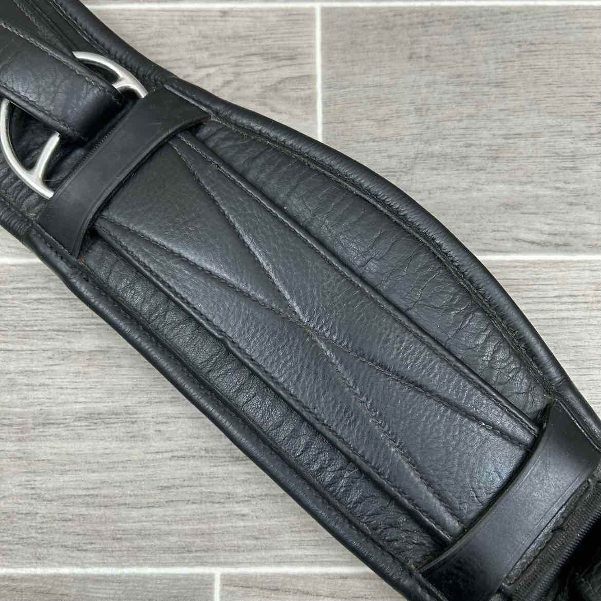 Nunn Finer Piaffe Dressage Girth, Black, 26"