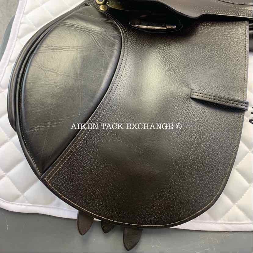 **SOLD** Beval LTD The Devon 2000 Close Contact Jump Pony Saddle, 15" Seat, Medium Tree, Foam Panels