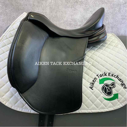 2017 Sommer Espirit Dressage Saddle, 17.5" Seat, 31.5 Tree - Wide (Adjustable), Wool Flocked Panels