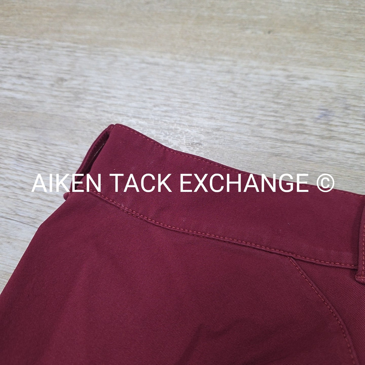 For Horses Silicone Knee Patch Breeches, Size US 28 / I 44