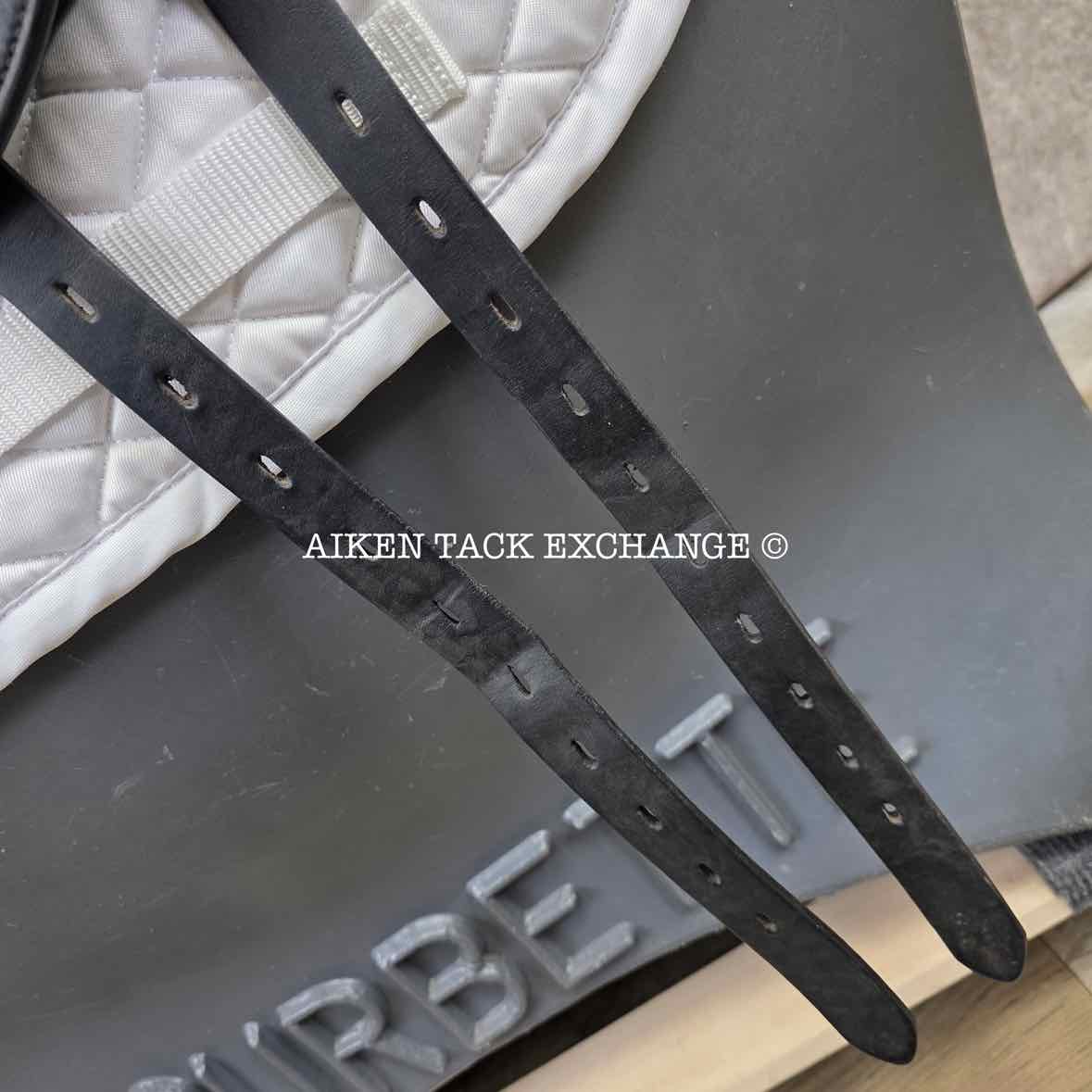 **SOLD** 2009 Amerigo Pinerolo Classic Dressage Saddle, 17.5" Seat, Medium Wide Tree, Wool Flocked Panels